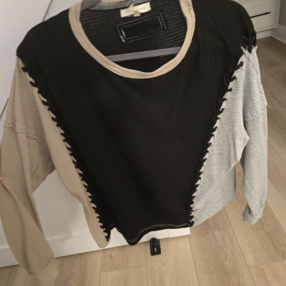 Gilded Intent Black, Cream, and Gray Women's Sweater